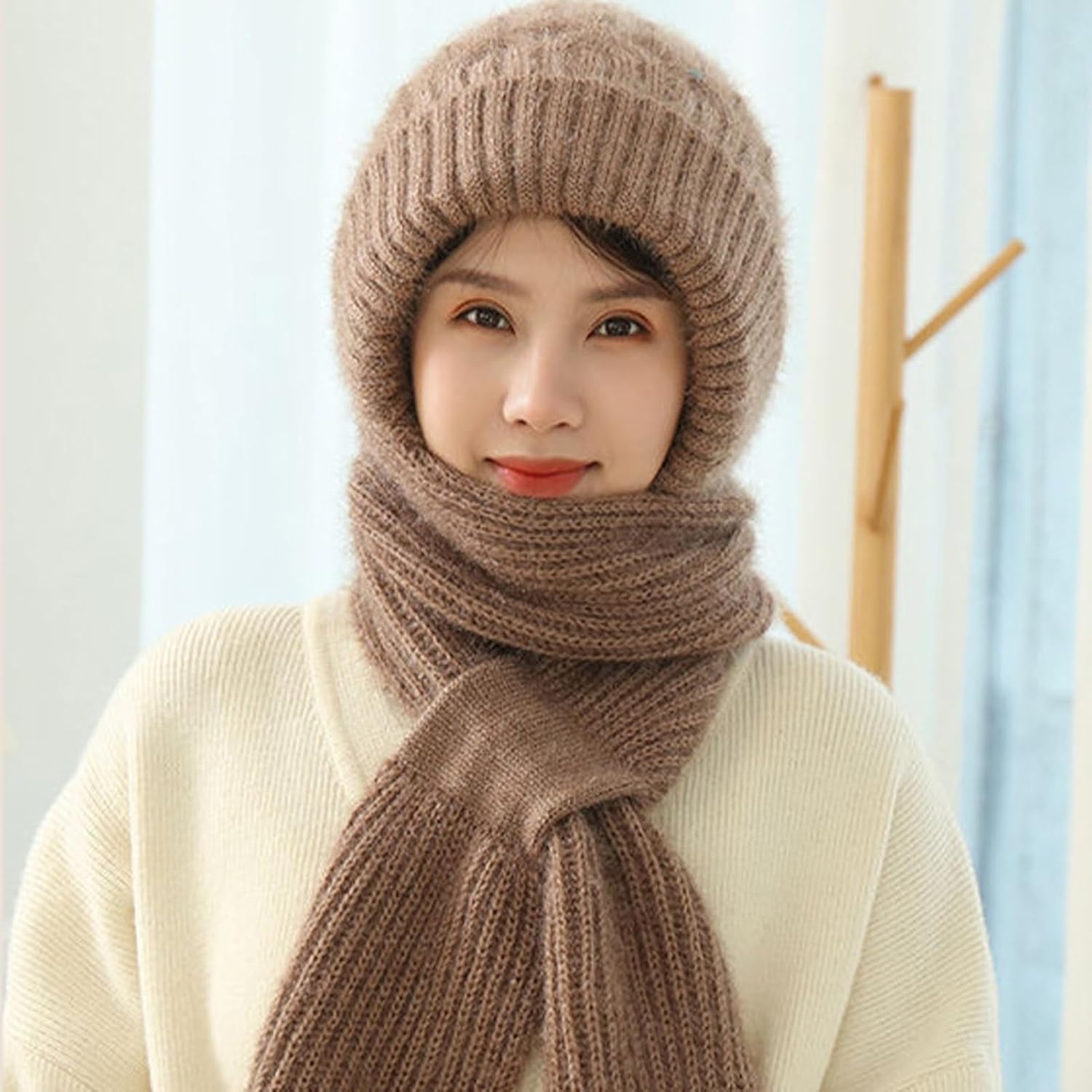 Winter Protection Windproof Cap with Scarf (durck gold colour)